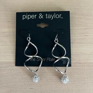 NEW Piper & Taylor Silver Dangling Earrings